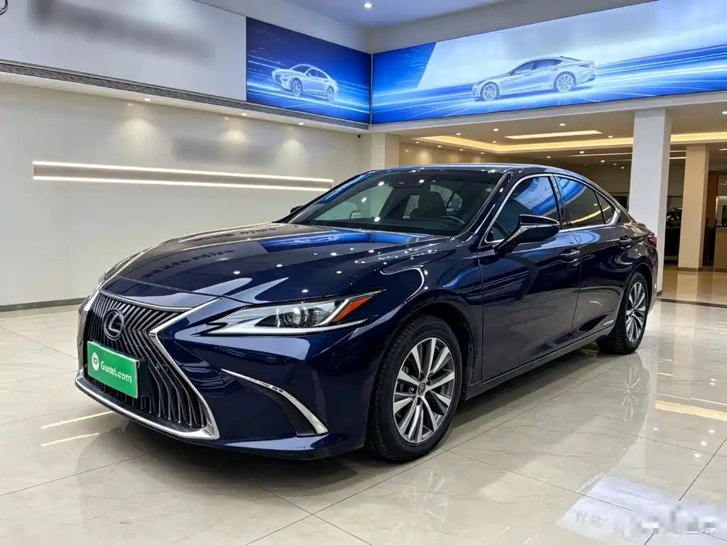 Lexus ES — фото 2