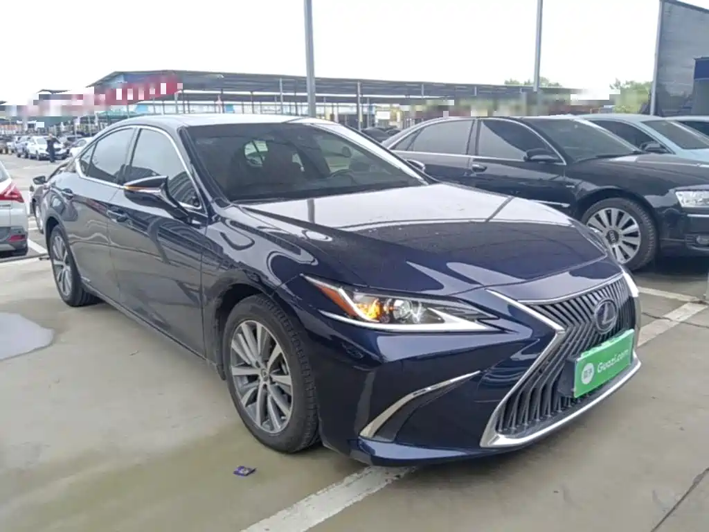 Lexus ES — фото 4