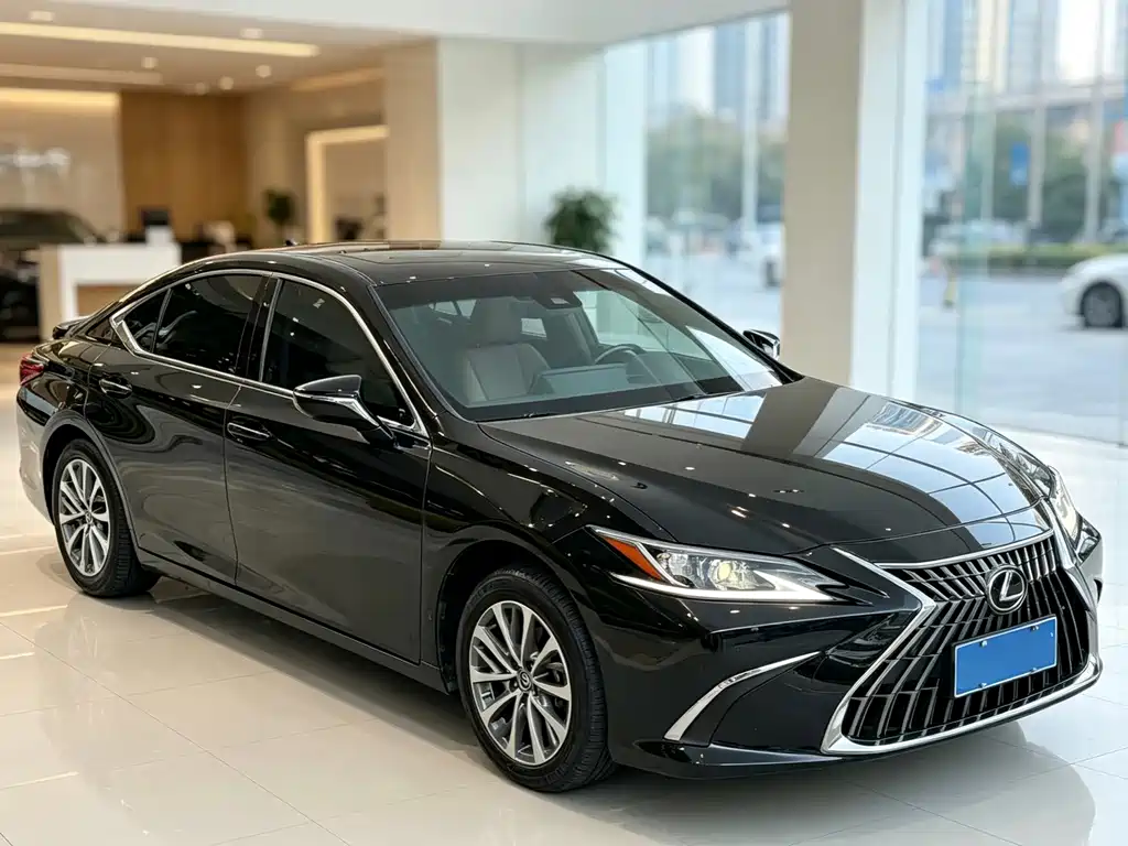 Lexus ES — фото 2