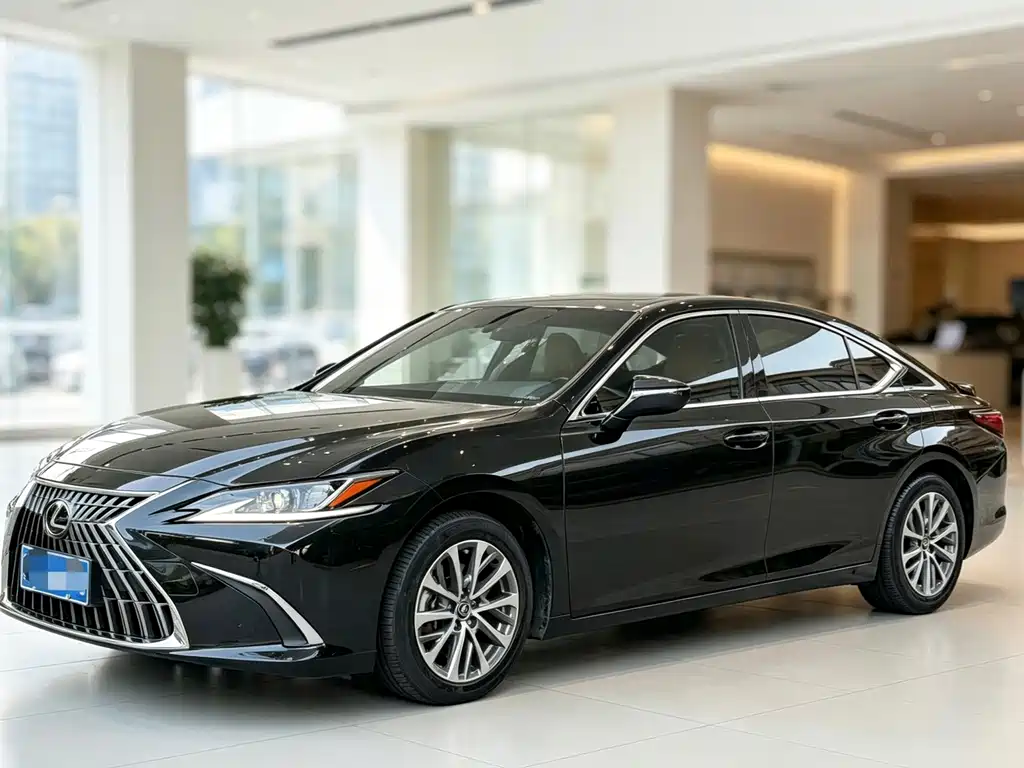 Lexus ES — фото 3