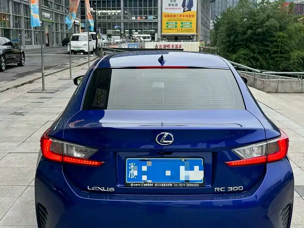 Lexus RC — фото 4