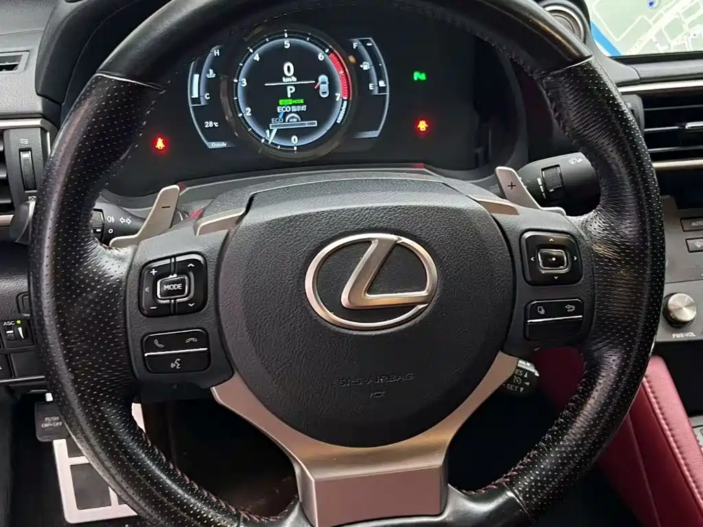 Lexus RC — фото 8