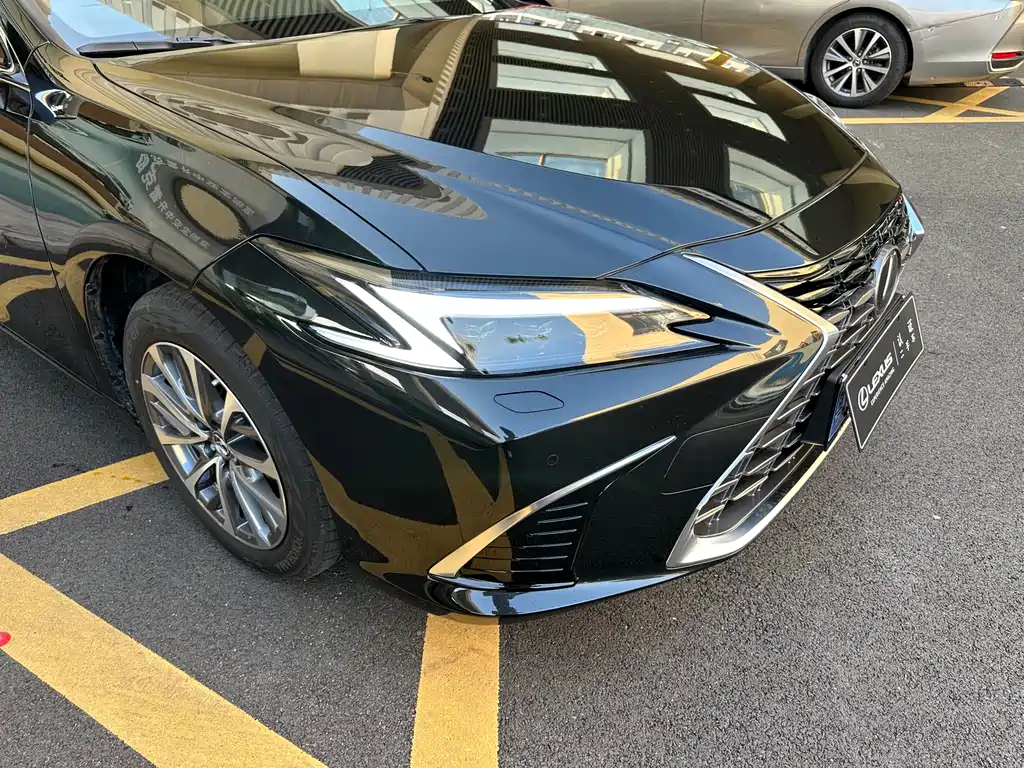 Lexus ES — фото 3
