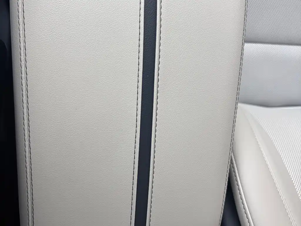Lincoln Corsair — фото 18