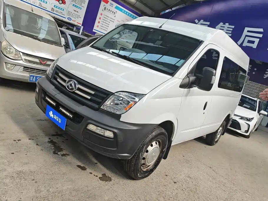 MAXUS V80