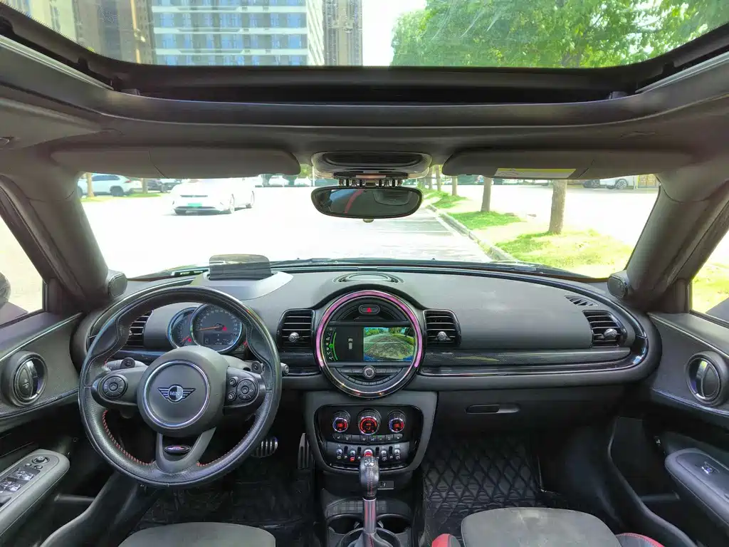 MINI Mini Clubman — фото 6