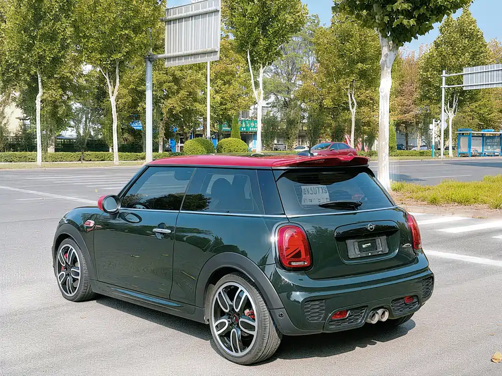 MINI Mini JCW — фото 4