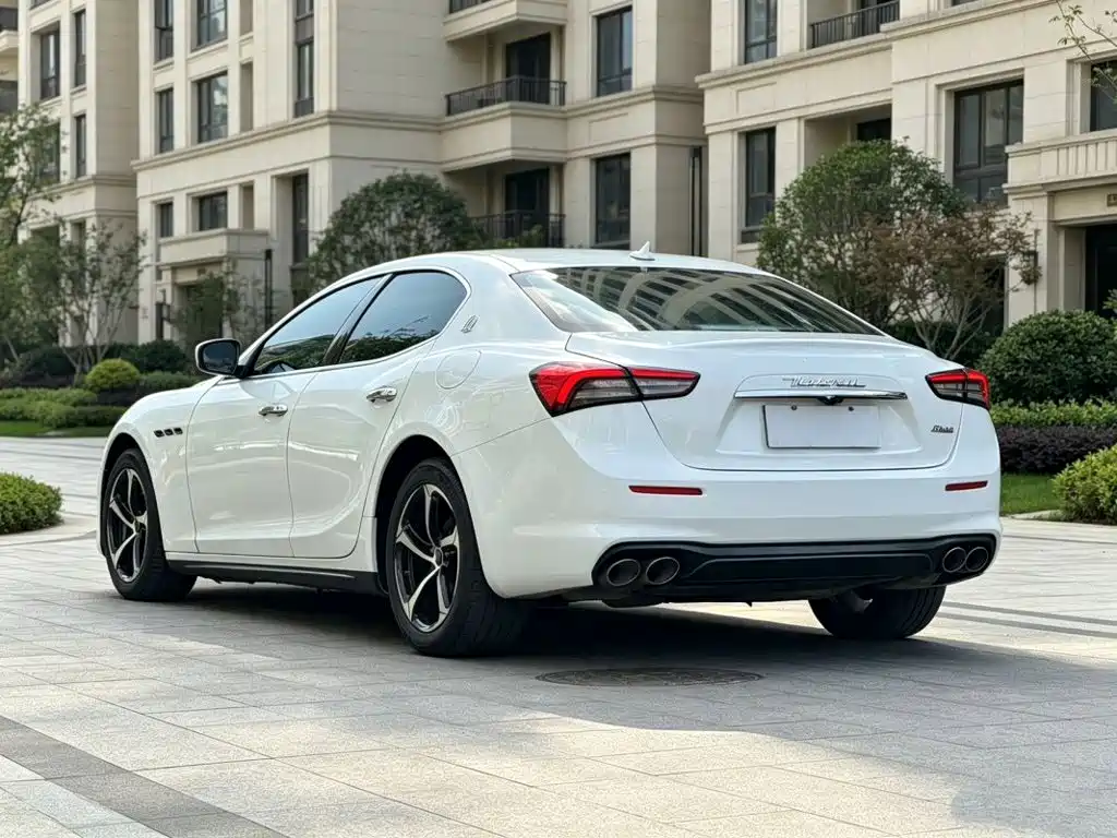 Maserati Ghibli — фото 9