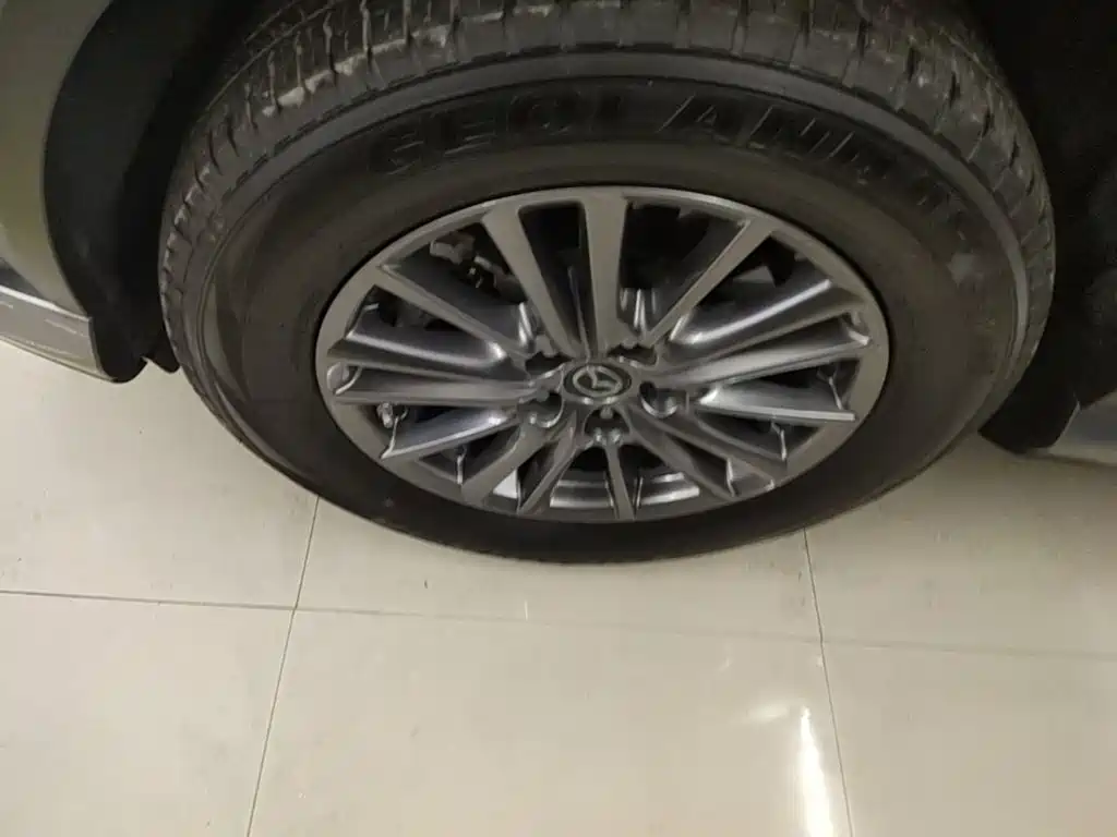 Mazda CX-30 EV — фото 23