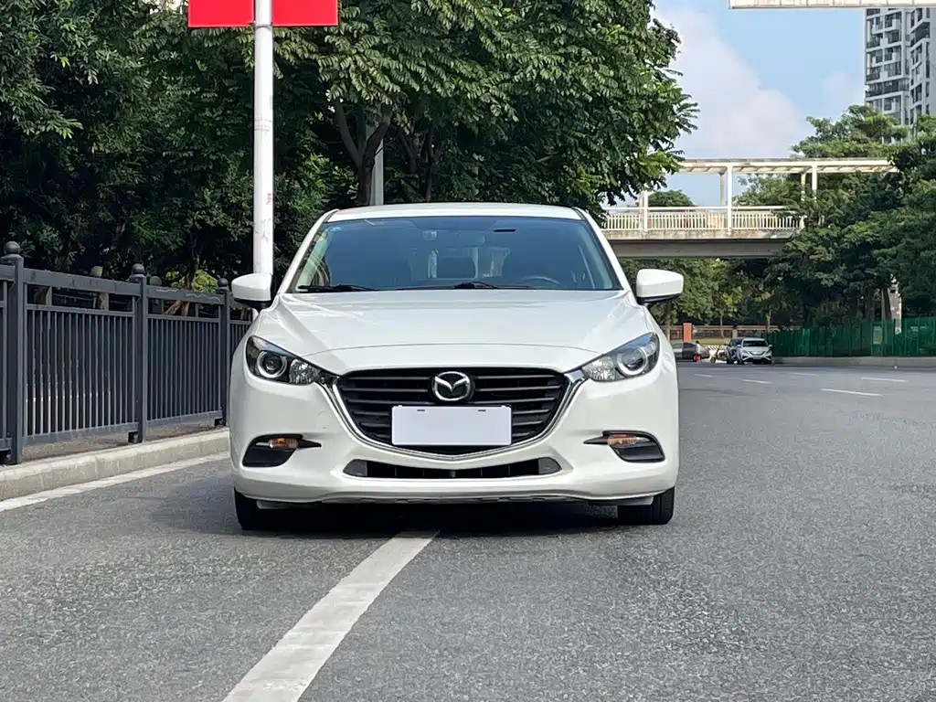 Mazda 3 Axela — фото 2