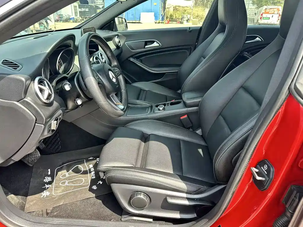 Mercedes-Benz CLA (Import) — фото 4