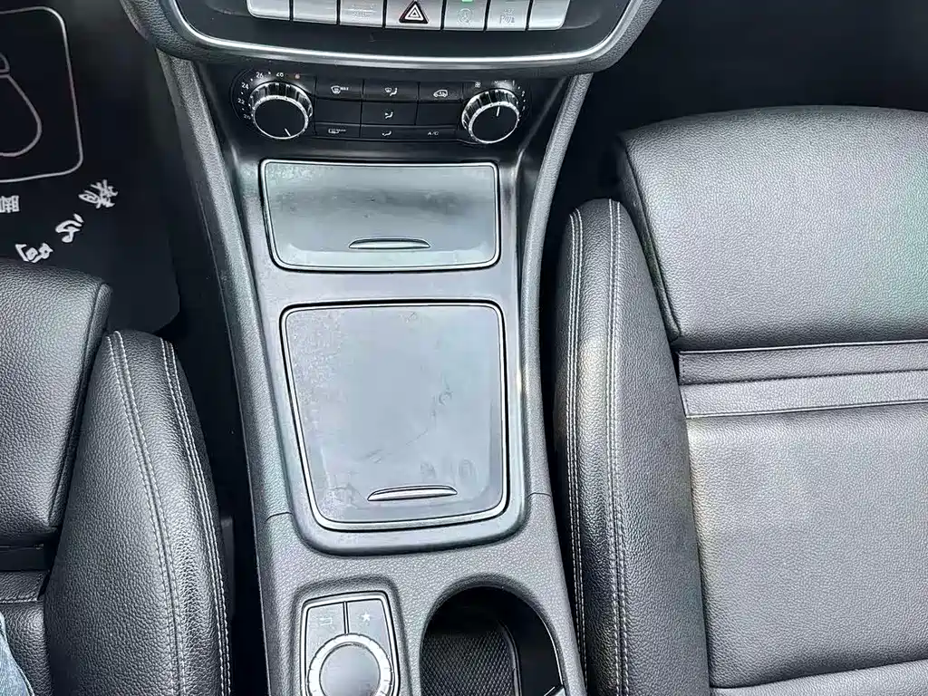 Mercedes-Benz CLA (Import) — фото 10