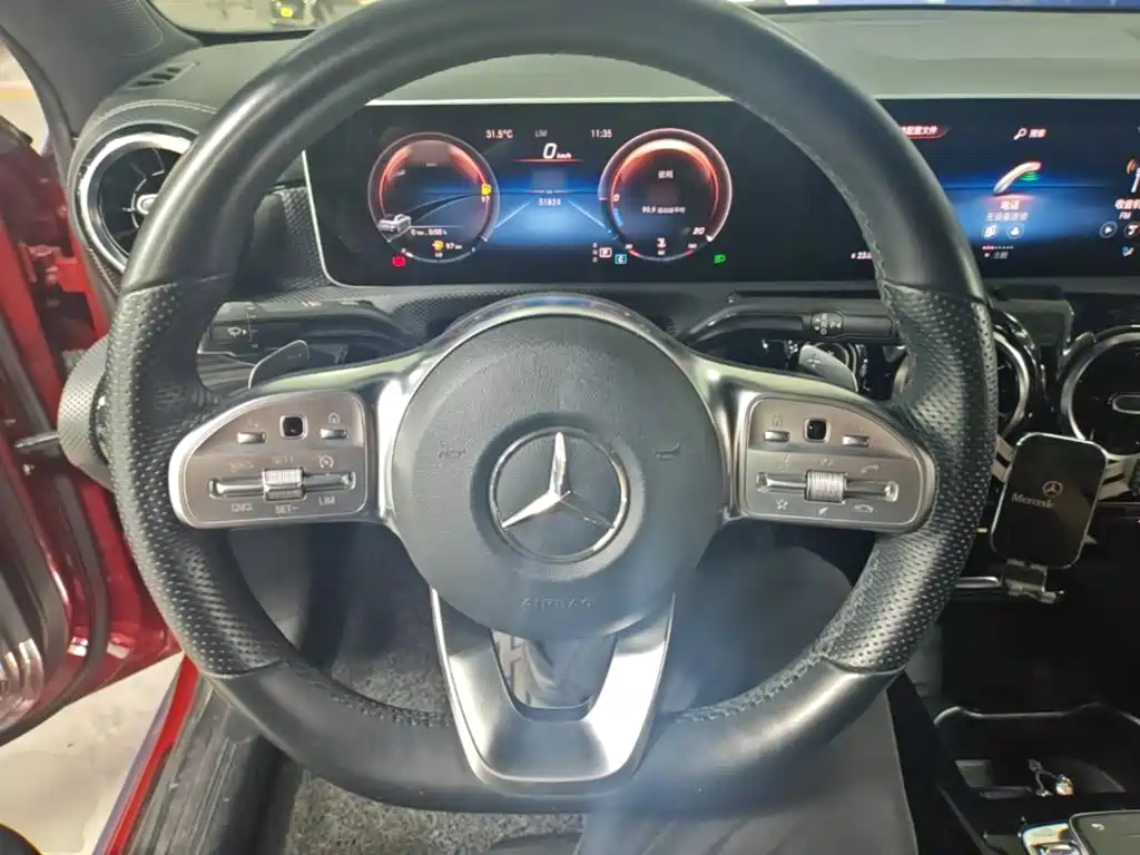 Mercedes-Benz A-Class — фото 11