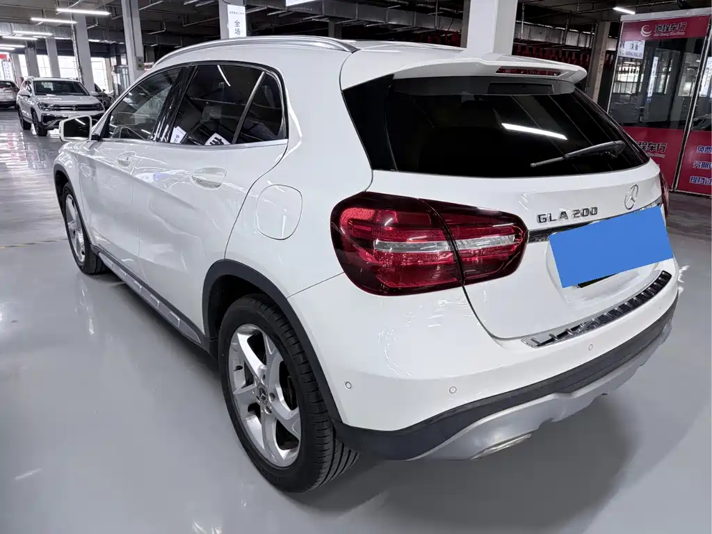 Mercedes-Benz GLA — фото 17