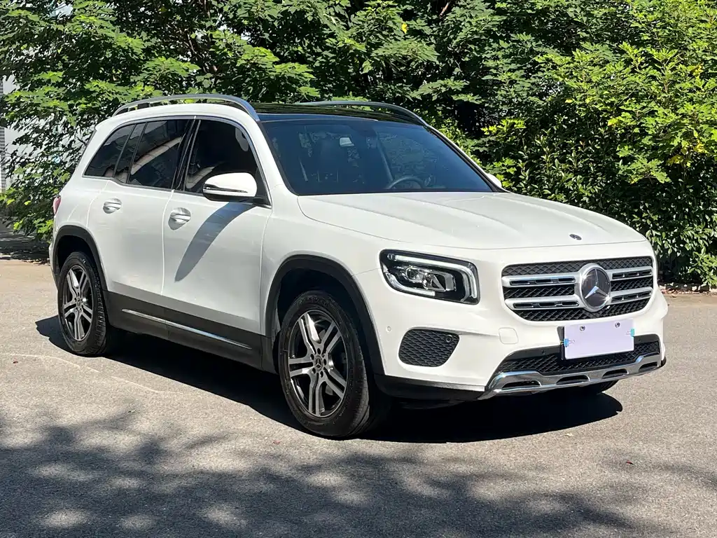 Mercedes-Benz GLB — фото 8