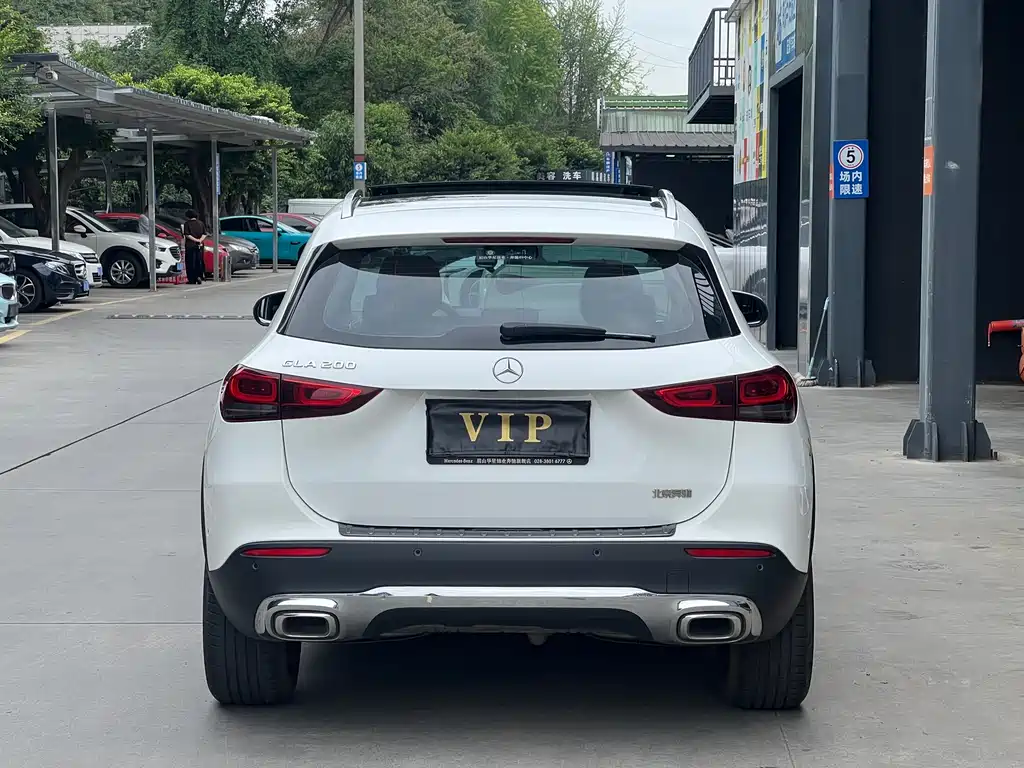 Mercedes-Benz GLA — фото 3