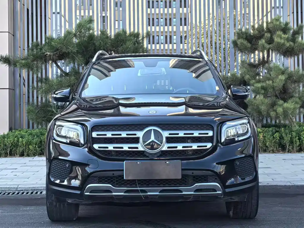 Mercedes-Benz GLB — фото 3
