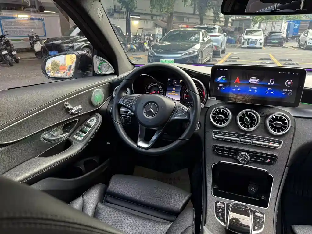 Mercedes-Benz GLC — фото 14