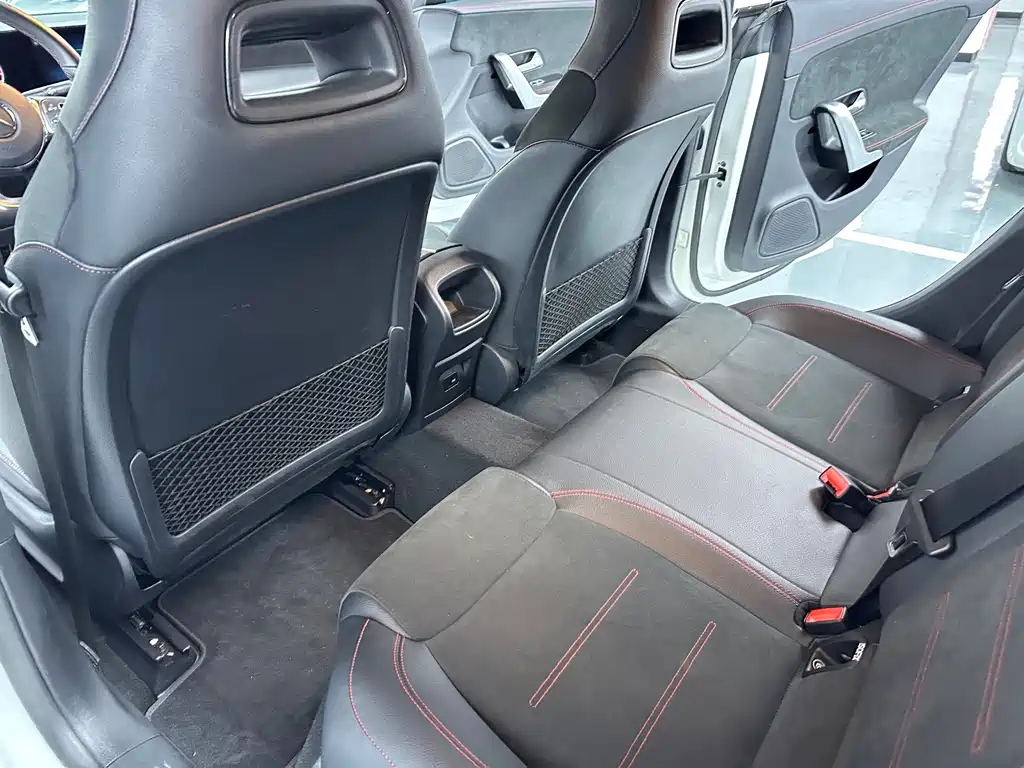 Mercedes-Benz CLA (Import) — фото 11