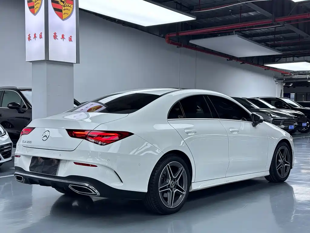 Mercedes-Benz CLA (Import) — фото 17