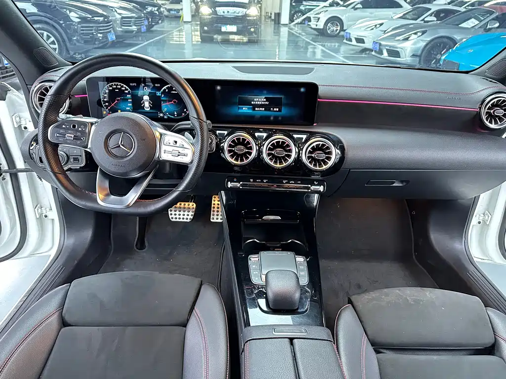 Mercedes-Benz CLA (Import) — фото 9