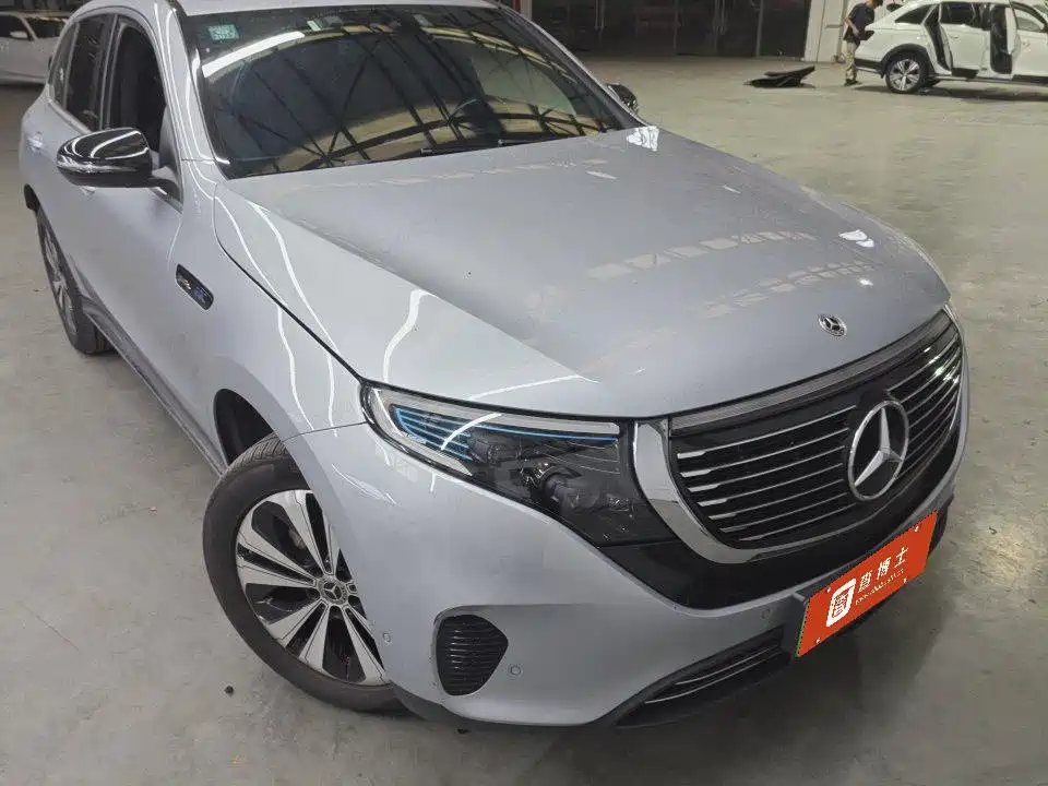Mercedes-Benz EQC — фото 2