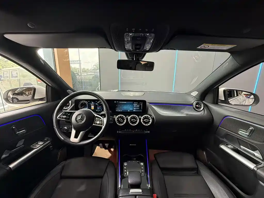 Mercedes-Benz GLA — фото 9