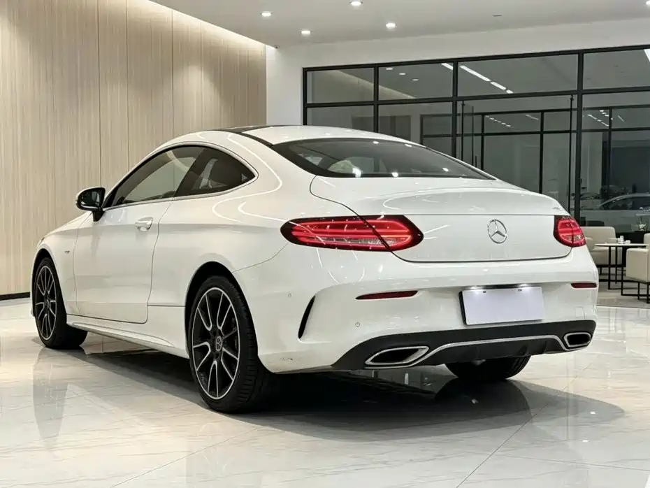 Mercedes-Benz C-Class (Import) — фото 2