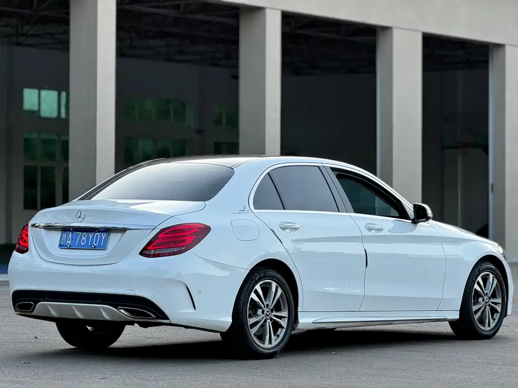 Mercedes-Benz C-Class — фото 4