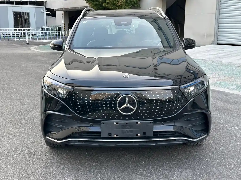 Mercedes-Benz EQB — фото 2