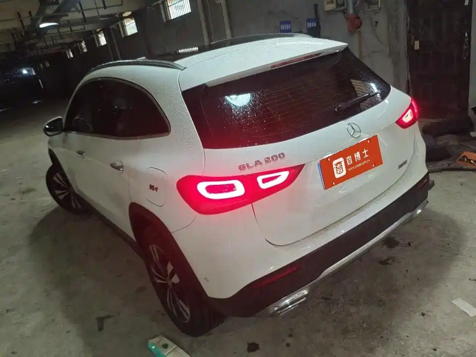 Mercedes-Benz GLA — фото 7
