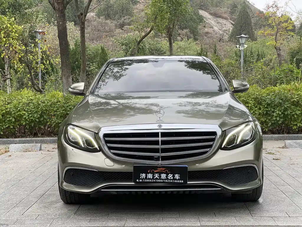 Mercedes-Benz E-Class — фото 2
