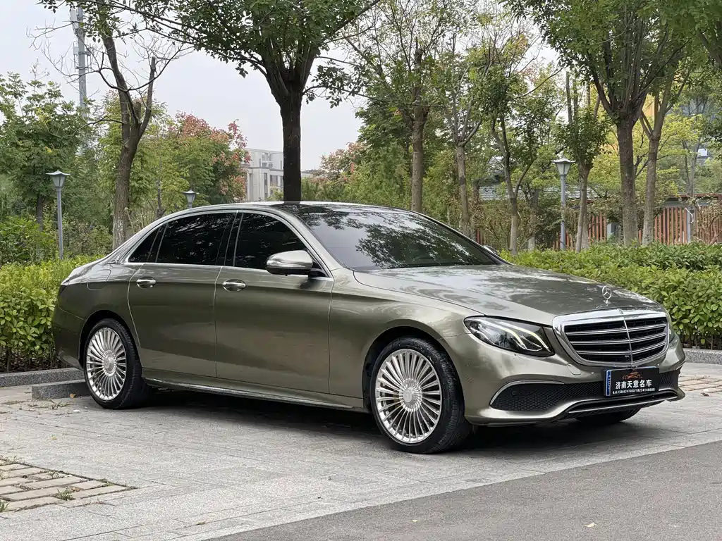 Mercedes-Benz E-Class — фото 3