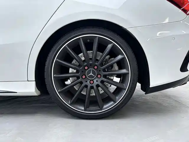 Mercedes-Benz A-Class AMG — фото 14