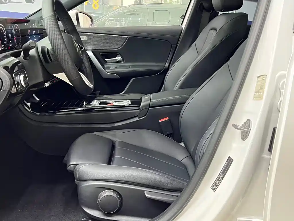 Mercedes-Benz A-Class — фото 13