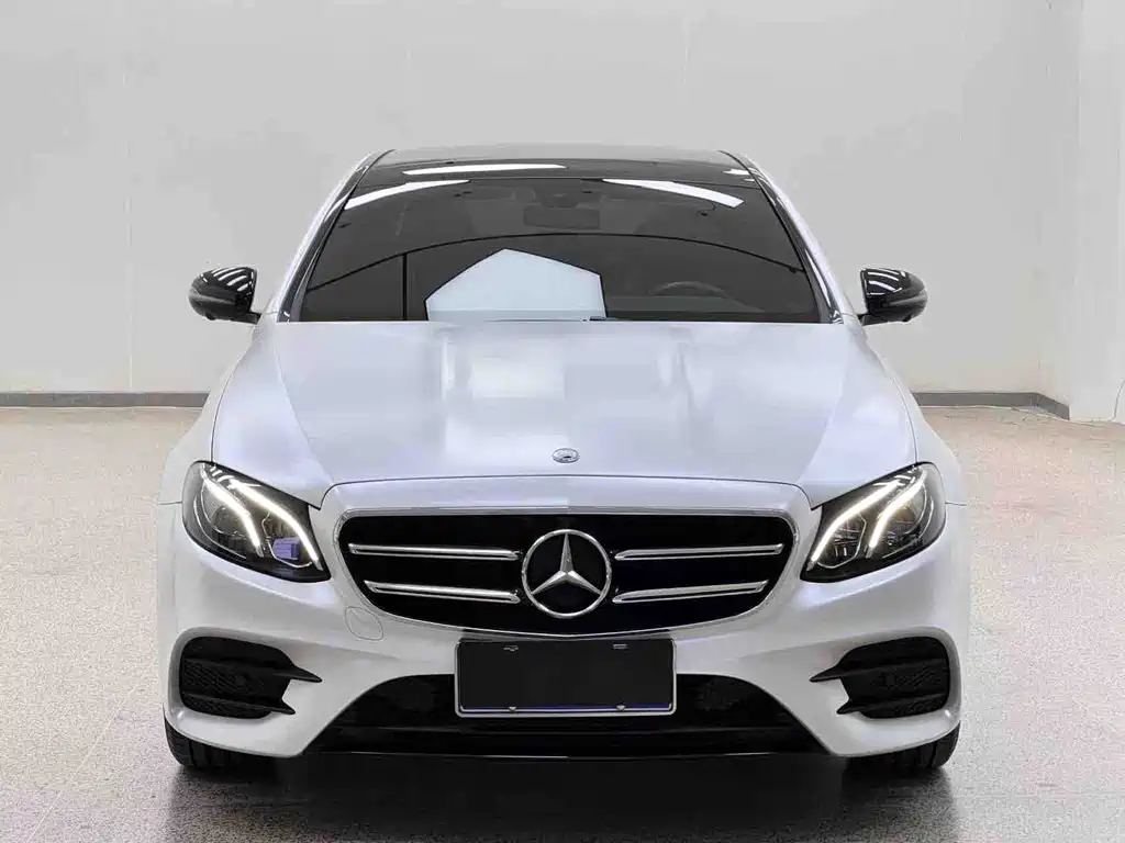 Mercedes-Benz E-Class (Import) — фото 2