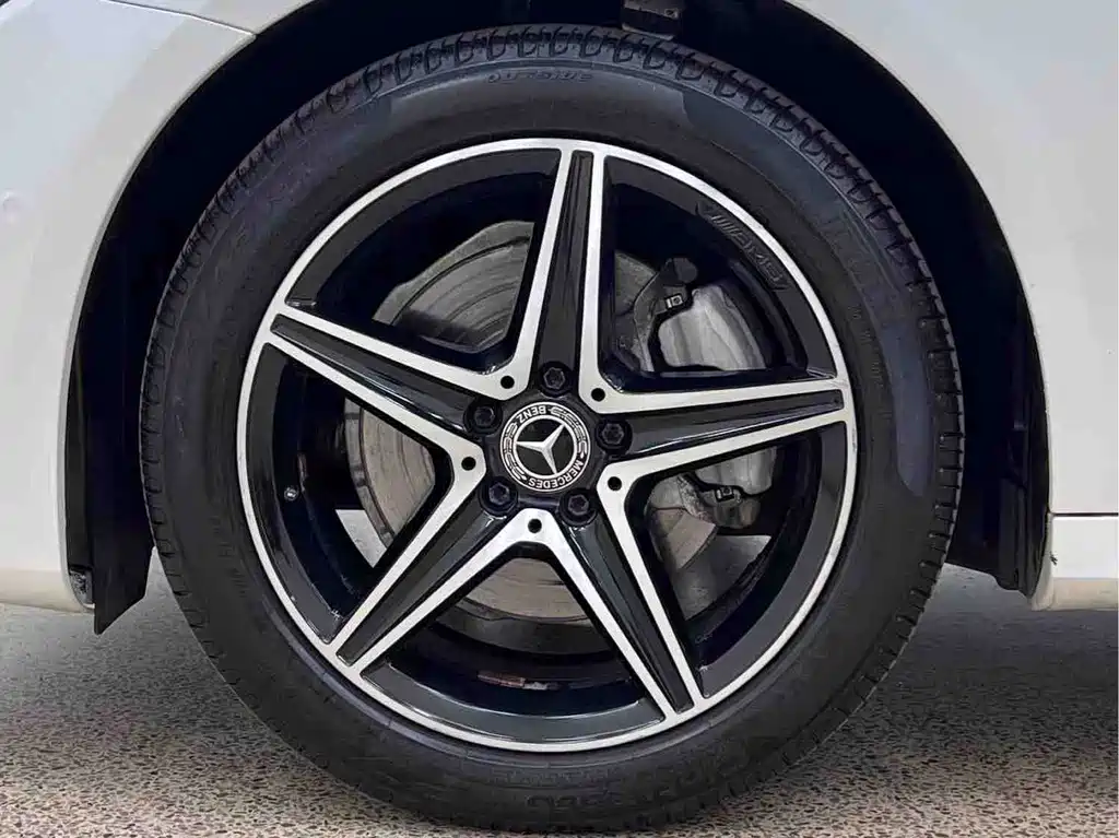 Mercedes-Benz E-Class (Import) — фото 7