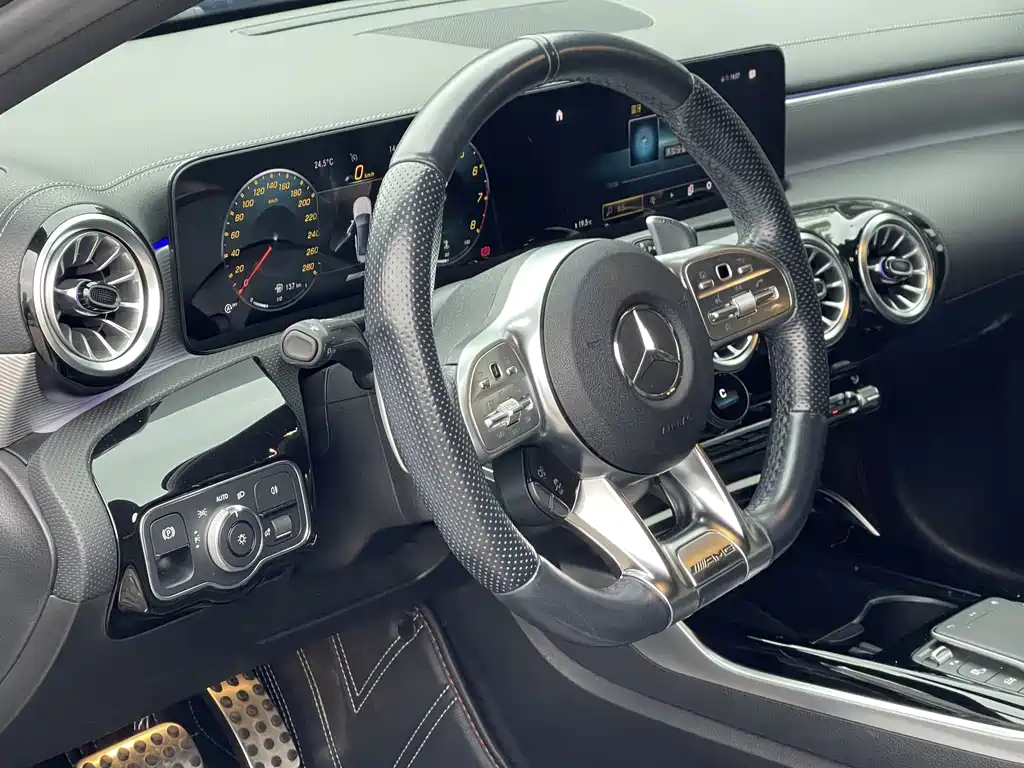 Mercedes-Benz A-Class AMG — фото 6