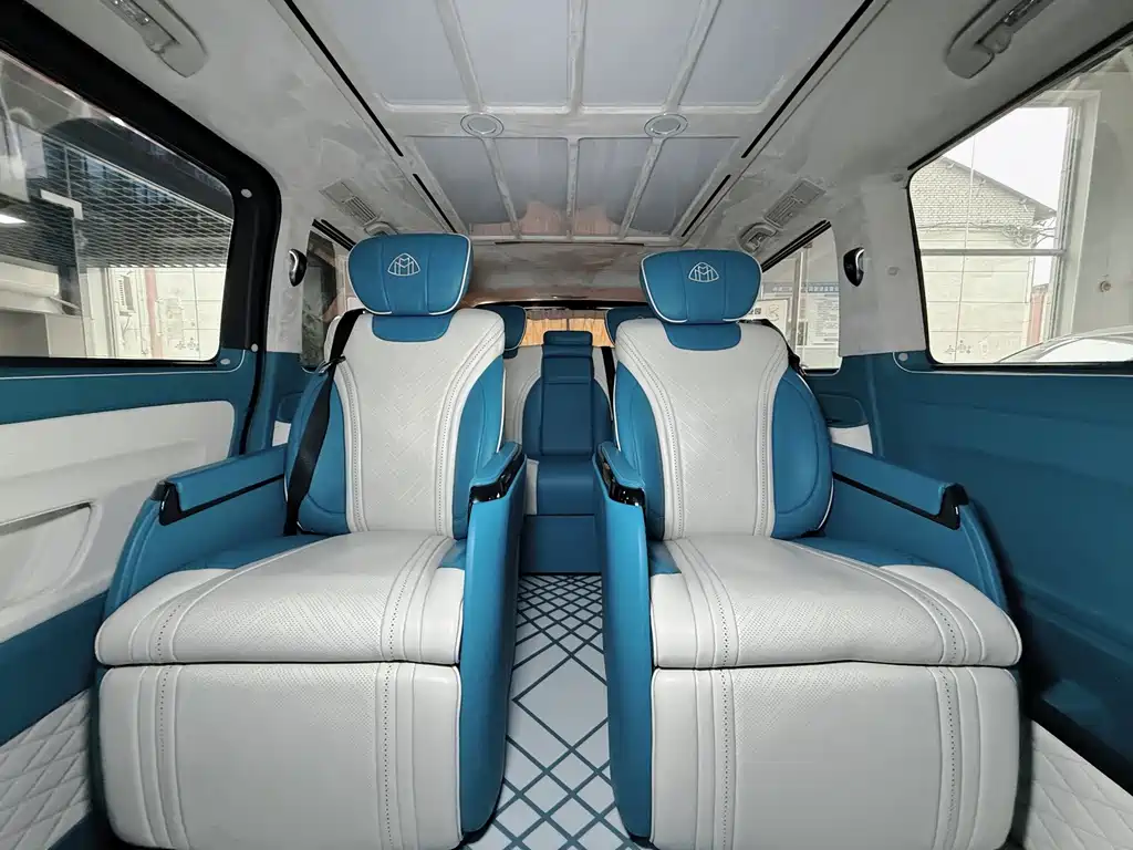 Mercedes-Benz Vito — фото 7
