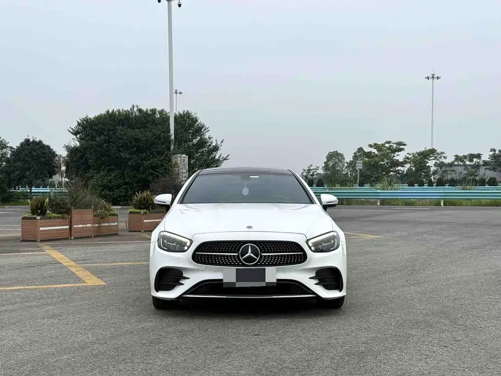 Mercedes-Benz E-Class (Import) — фото 2