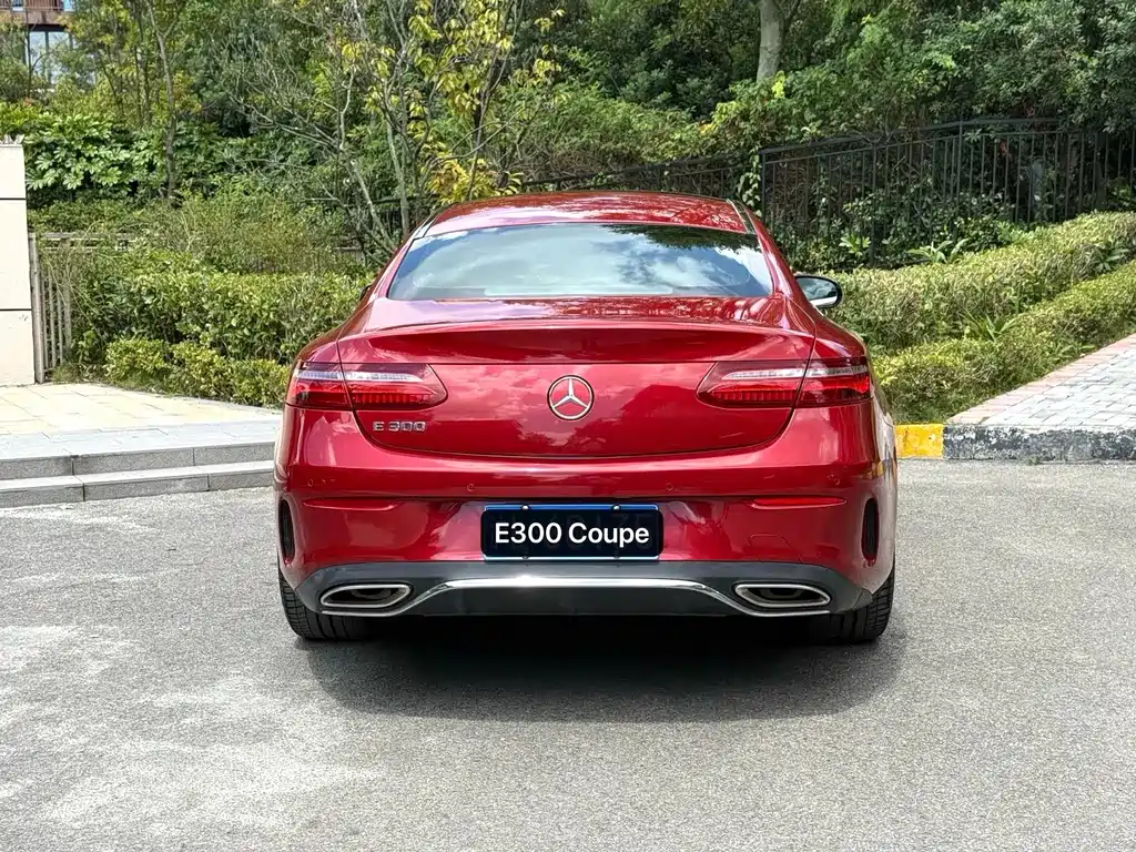 Mercedes-Benz E-Class (Import) — фото 11