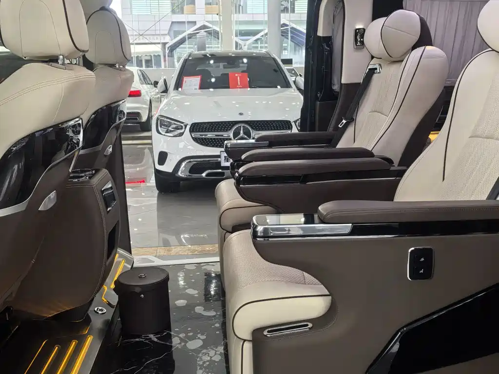 Mercedes-Benz Vito — фото 10