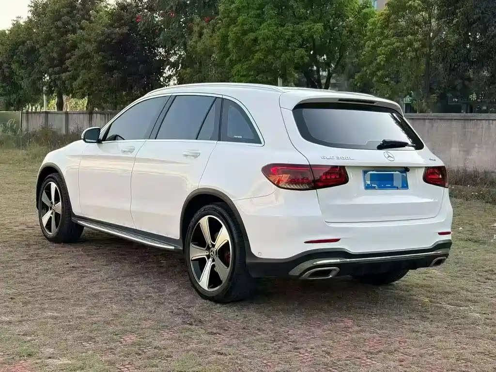 Mercedes-Benz GLC — фото 9
