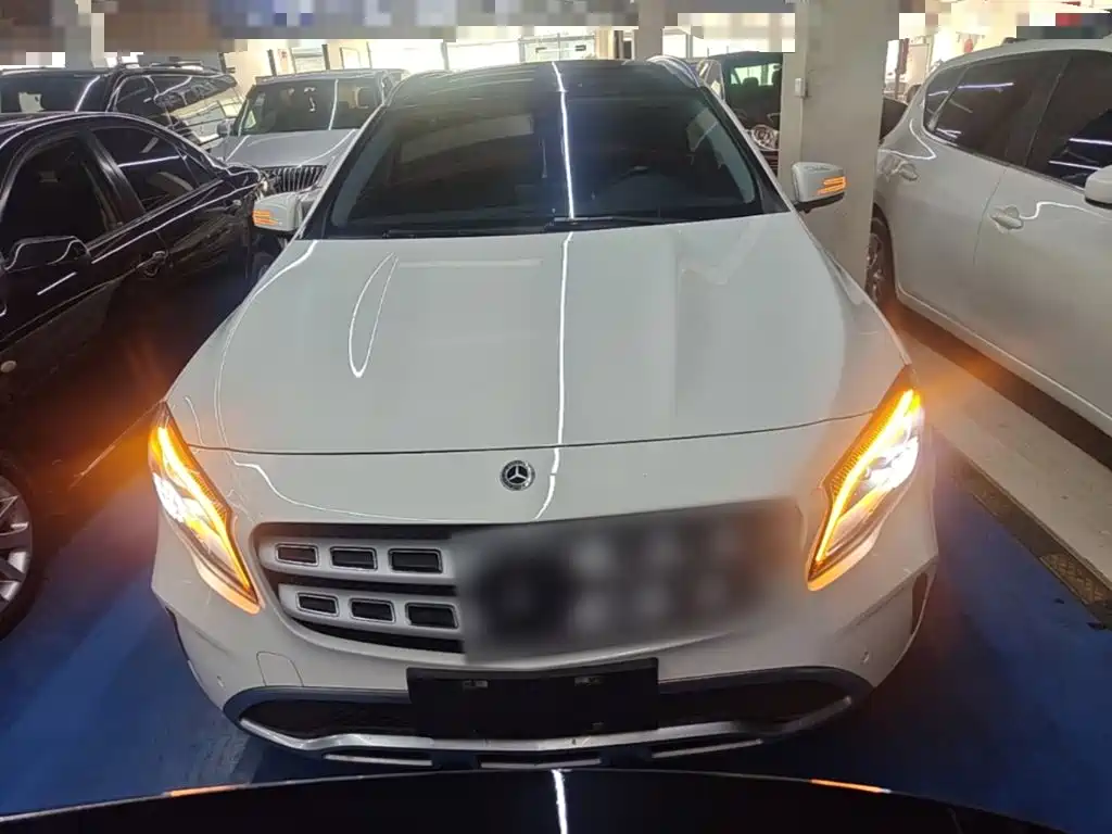 Mercedes-Benz GLA — фото 3