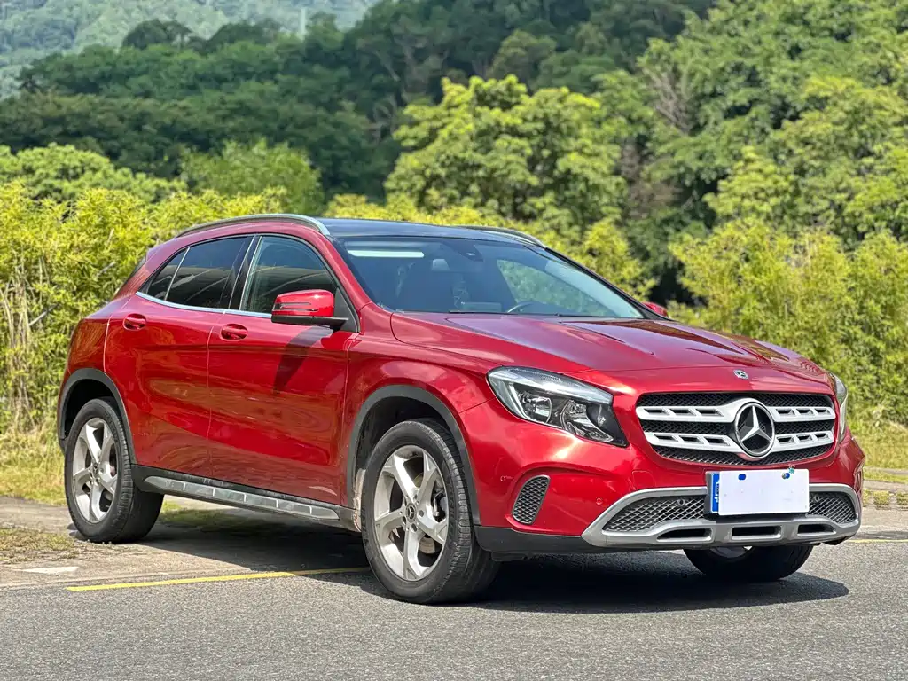 Mercedes-Benz GLA — фото 3