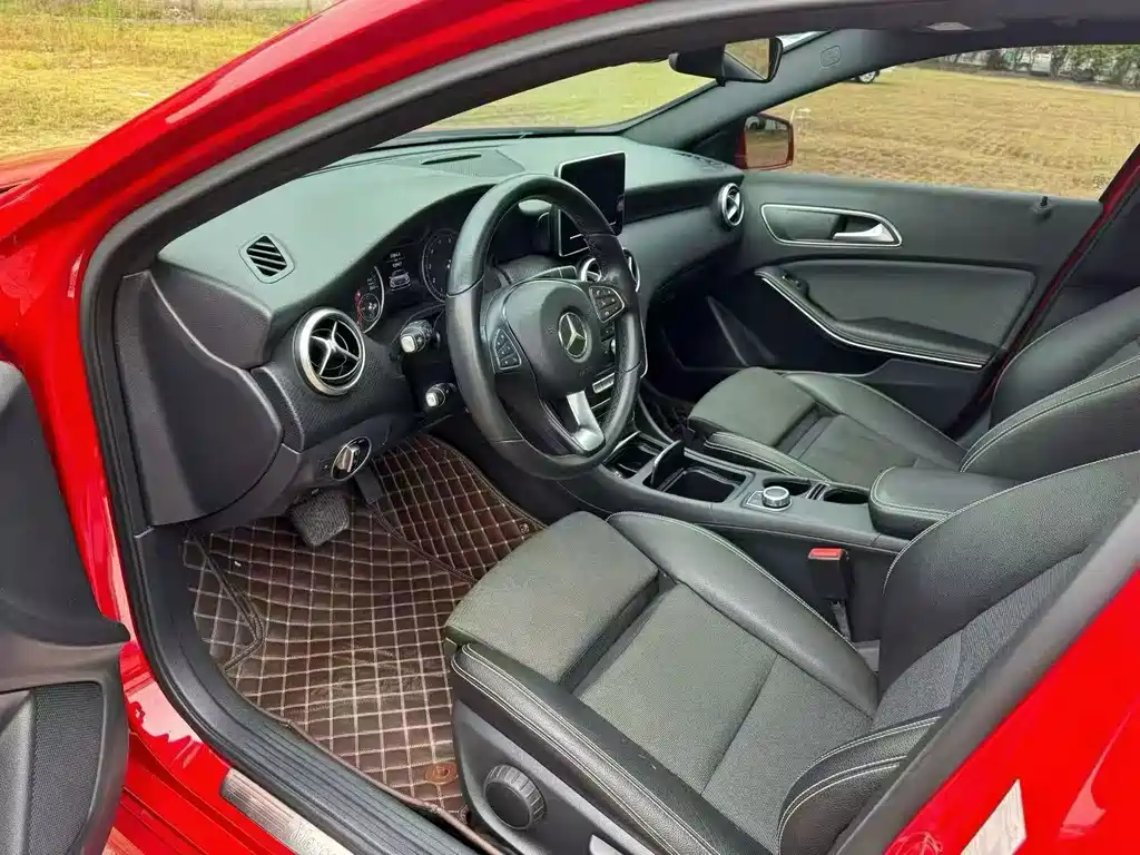 Mercedes-Benz A-Class (Import) — фото 4