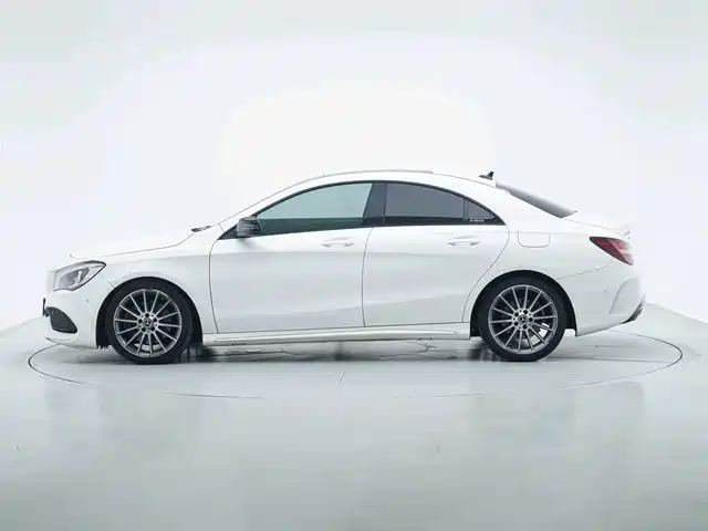Mercedes-Benz CLA (Import) — фото 8