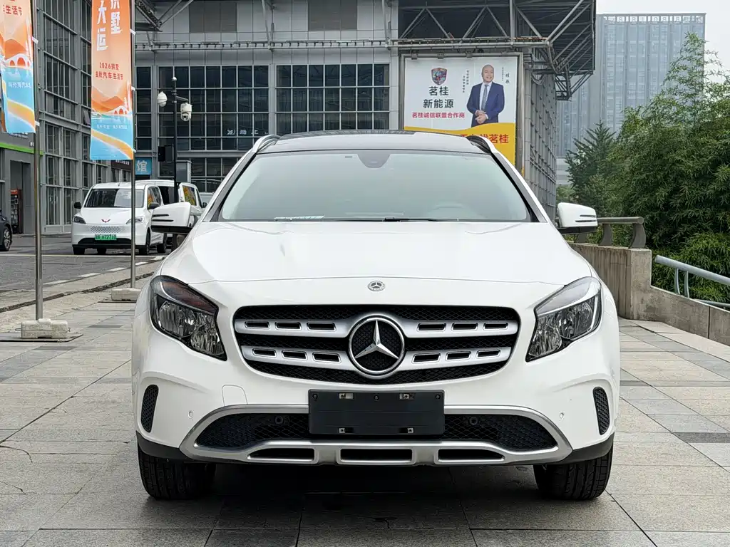 Mercedes-Benz GLA — фото 2