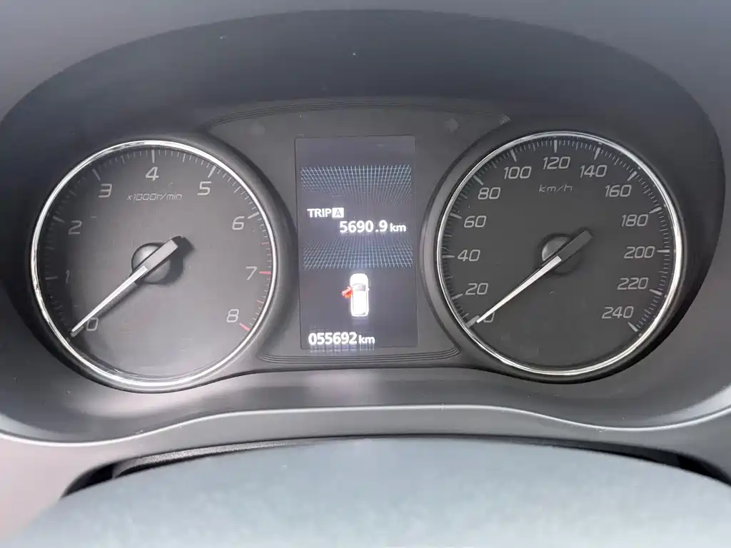 Mitsubishi Outlander — фото 10