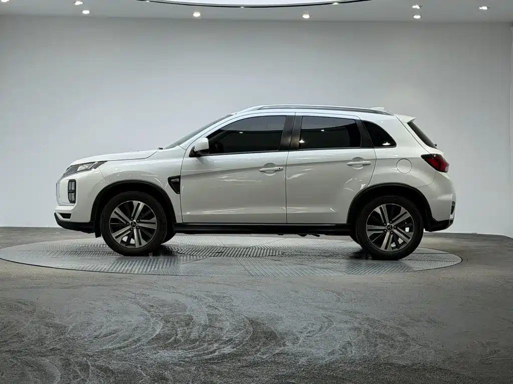 Mitsubishi ASX — фото 4